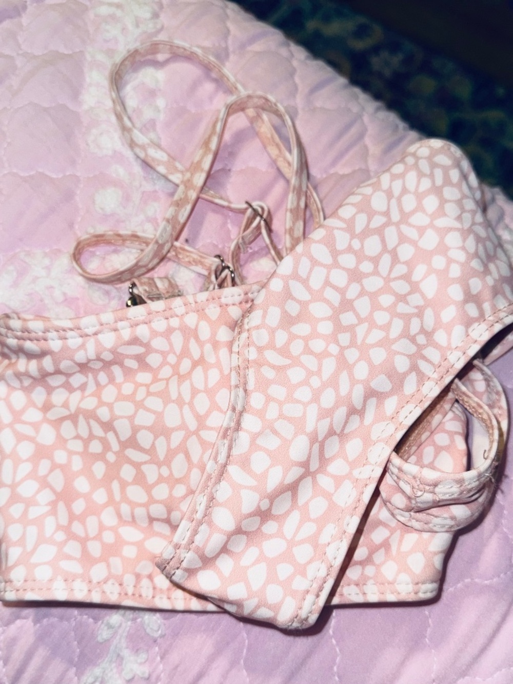 Cupshe size Small, EUC with a bow large scrunchie for fun:)